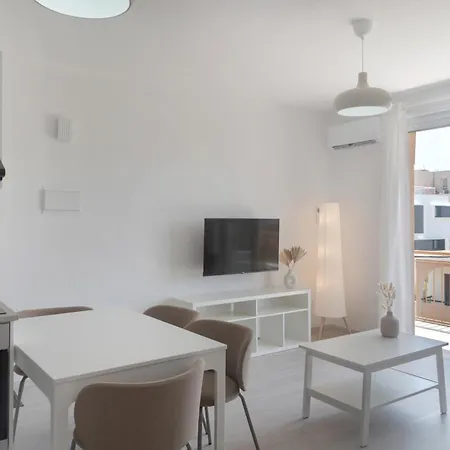 Appartement Phaedrus Living Terra Cotta Flat *